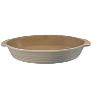 NWOT Retired Pampered Chef Oval Baker